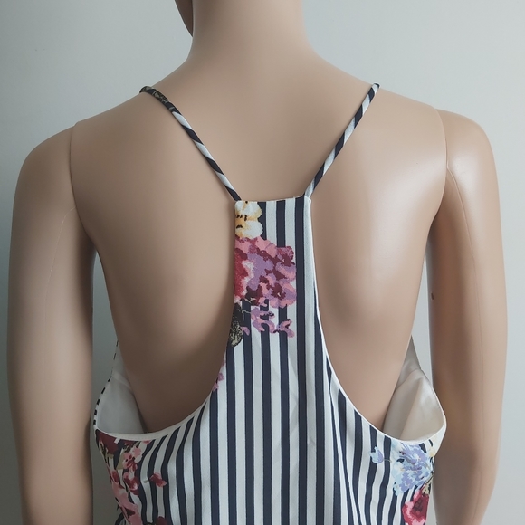 NWT Style Rack vertical stripes navy blue white floral top racerback - Picture 7 of 12